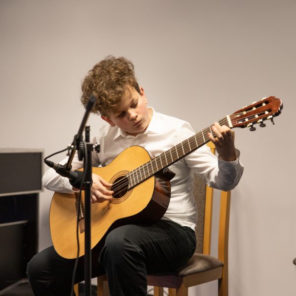 Koncert Kolęd Gminna Biblioteka Publiczna w Krzeszowicach