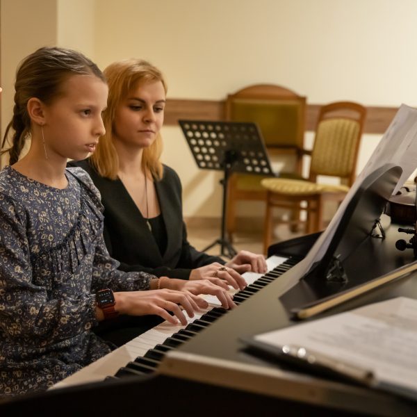 Koncert Kolęd uczniów Centrum Sztuki Muzycznej 2023