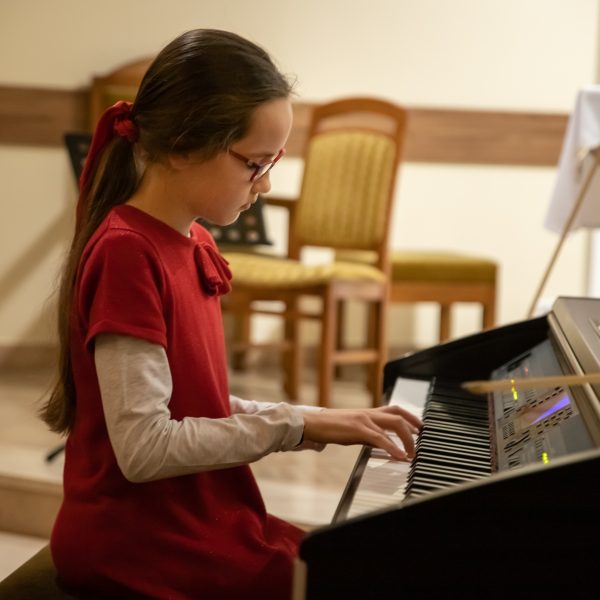 Koncert Kolęd uczniów Centrum Sztuki Muzycznej 2023