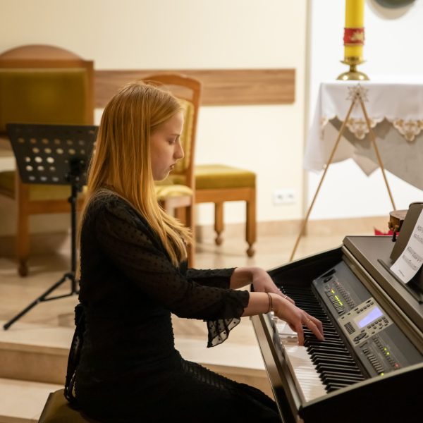 Koncert Kolęd uczniów Centrum Sztuki Muzycznej 2023